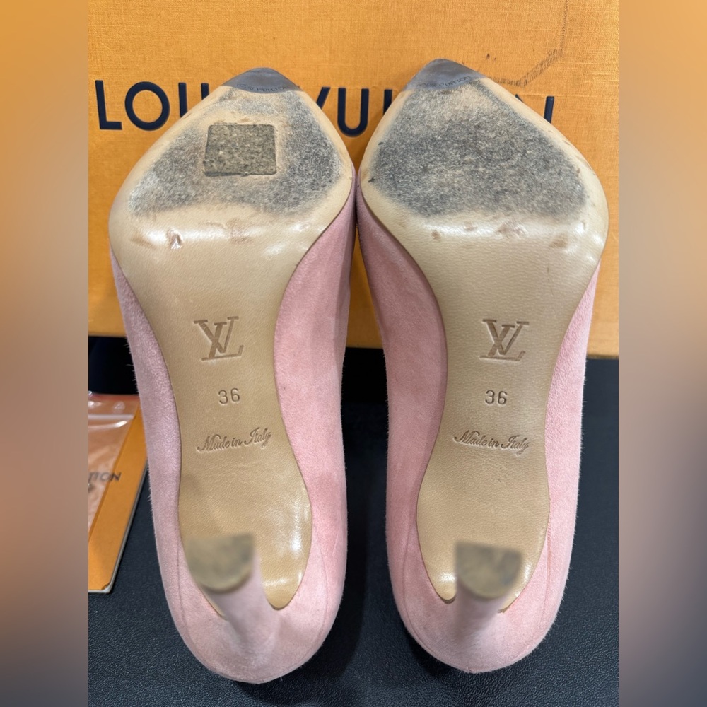 Louis Vuitton Pink Suede Pointed Toe Pumps Size 36 - Picture 8 of 13